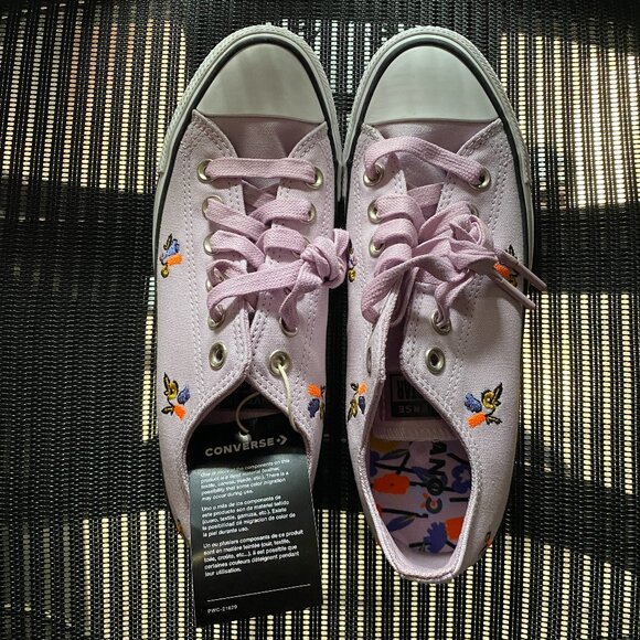 NWT Converse Chuck Taylor All Star Sneaker - Size 7 - Picture 4 of 5